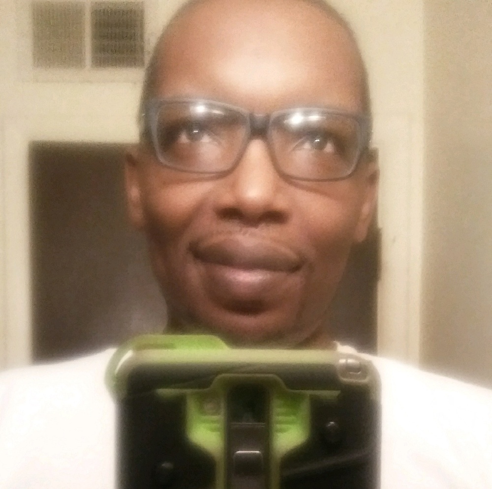 Meet your Posher, Troy